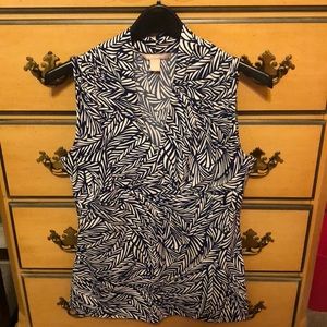 Banana Republic top size M